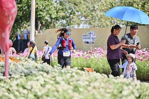 BIB: 
                            <button type="button" onclick="openModal(27802580)" class="btn btn-primary btn-sm float-right btn-popup" data-toggle="modal" data-target=".modal-high-quality">
                        <i class="fas fa-shopping-cart"></i> Add to Cart
                    </button>
                                            <button type="button" onclick="isThisMe(27802580, true)" class="btn btn-success btn-sm float-right btn-popup btn-isme hidden" data-toggle="tooltip" data-placement="bottom" title="นี่คือรูปของคุณใช่ไหม คลิกที่นี่เพื่อเอาเข้าอัลบั้ม">
                        <i class="fas fa-plus"></i> Add to album
                    </button>
                    <button type="button" onclick="isThisMe(27802580, false)" class="btn btn-warning btn-sm float-right btn-popup btn-isnotme hidden">
                        <i class="fas fa-ban"></i> Remove from album
                    </button>